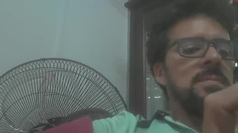 el_principe_veryhot online show from May 27, 2:08 am