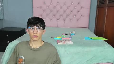 Elan Giralon online show from January 14, 11:19 pm