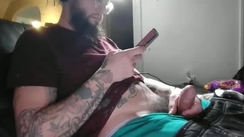 elephant_titus online show from January 7, 7:11 am