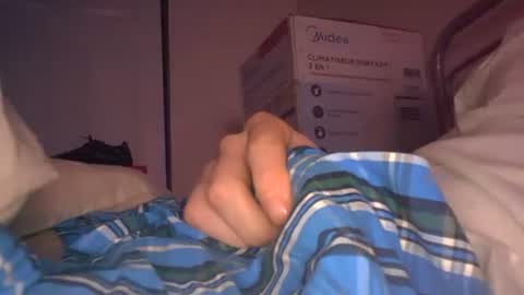 eliexavier123456789 online show from January 14, 9:45 am