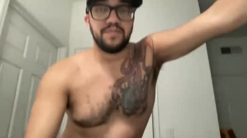 Snapshot of elitealex87 chatting on September 10, 3:27 am elitealex87 online show from September 10, 3:27 am