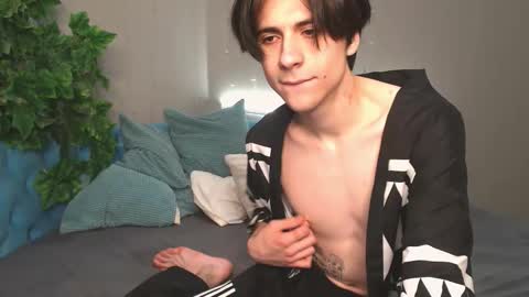 Snapshot of ellis_rin chatting on October 22, 10:46 pm ellis_rin online show from October 22, 10:46 pm