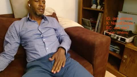 Snapshot of elmorenazogt chatting on October 23, 3:54 am My name is Elmore. Please say hello I like to chat with you. If you have requests or dirty talk please use tip online show from October 23, 3:54 am