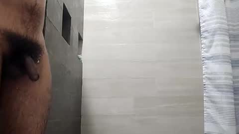 Estoy usando Telegram  online show from March 8, 12:06 pm