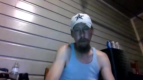 elwooood7 online show from June 6, 10:32 am