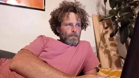 elyjahoye online show from April 19, 8:11 pm