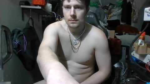 emptymyballs999 online show from February 16, 12:52 am