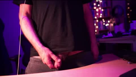 uk online show from September 17, 10:44 pm