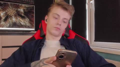 Enker online show from March 25, 5:22 am