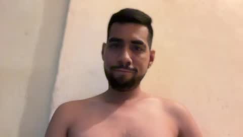 Snapshot of enriquegc197 chatting on January 17, 6:47 pm Enriquegc197 online show from January 17, 6:47 pm