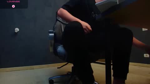 EnzoRace online show from October 18, 4:50 am