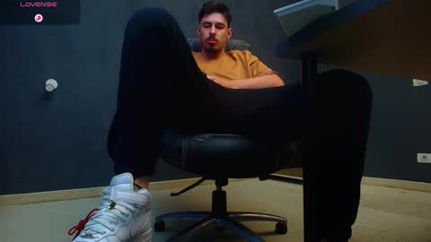 EnzoRace online show from October 14, 7:37 am