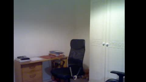 erasmus_d online show from November 20, 6:51 pm