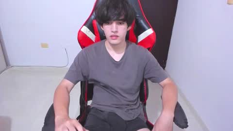 eren_tatakae online show from February 25, 3:40 am