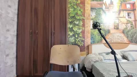 Eric online show from October 3, 7:02 am