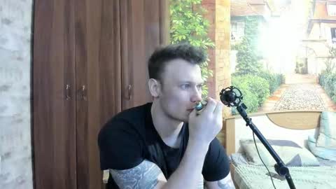 Eric online show from January 12, 12:42 pm