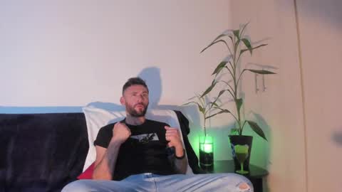 erickpritz_xh online show from May 3, 11:28 pm