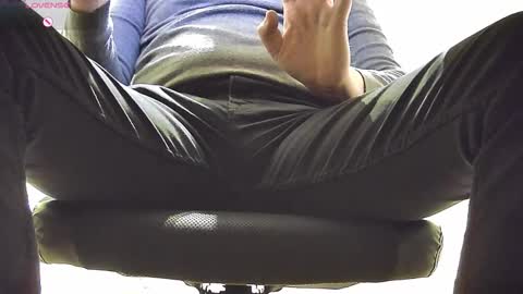 ericric49 online show from November 5, 7:43 am