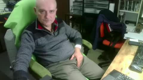 ernello online show from October 30, 8:32 pm