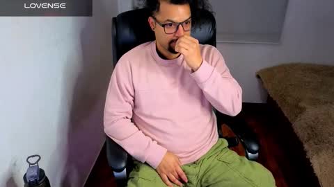 ernesto rodriguez 82 online show from February 20, 6:48 am