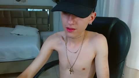 eroboyxox online show from February 20, 8:54 pm