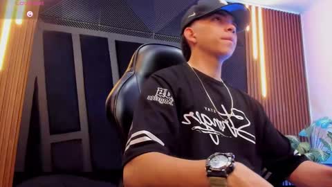 Eryon online show from October 2, 11:47 am