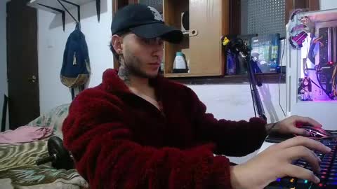 Esteban online show from February 24, 1:35 am