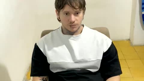 eskol212 online show from February 27, 4:46 am