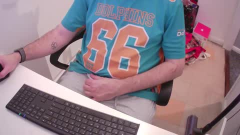 Snapshot of essex_wild chatting on January 19, 7:47 pm Morph online show from January 19, 7:47 pm