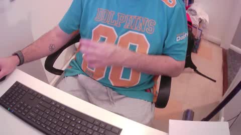 Snapshot of essex_wild chatting on December 24, 9:22 pm Morph online show from December 24, 9:22 pm