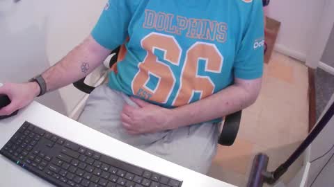 Snapshot of essex_wild chatting on December 21, 8:32 pm Morph online show from December 21, 8:32 pm