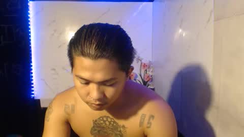 im esward tynn online show from January 17, 5:10 am