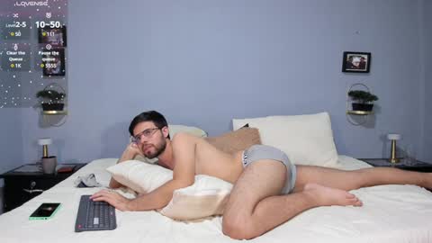 ADAM TAYLOR  ETHAN CAMBAL INDEPENDENT MODELS online show from January 19, 1:00 am