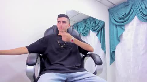 Ethan online show from January 24, 8:54 pm