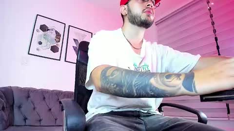 ethan_greacee online show from February 14, 12:22 pm