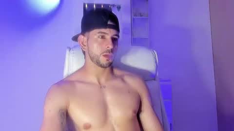 Ethan Muller online show from February 6, 8:56 pm