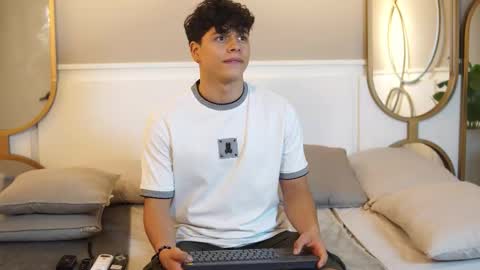 Snapshot of ethan_occonor chatting on October 21, 6:55 pm ethan_occonor online show from October 21, 6:55 pm