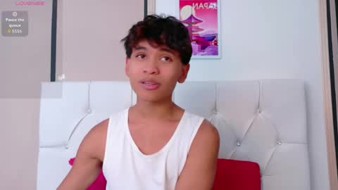 Ethan online show from April 15, 8:53 pm