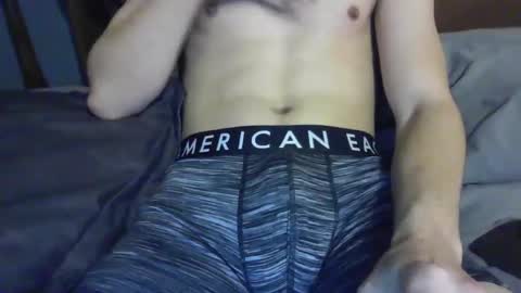 Snapshot of ethanbarrt69 chatting on January 20, 4:32 am Ethan online show from January 20, 4:32 am