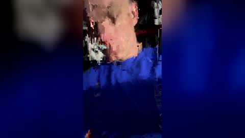 ethanbmx2001 online show from May 13, 10:34 am