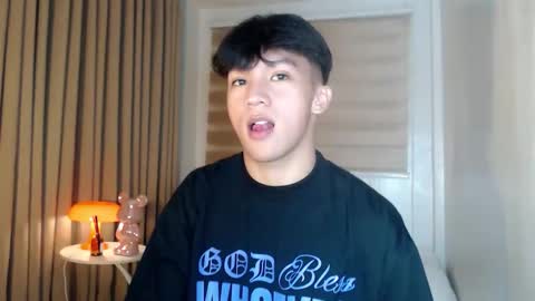 Rey online show from April 21, 3:51 pm