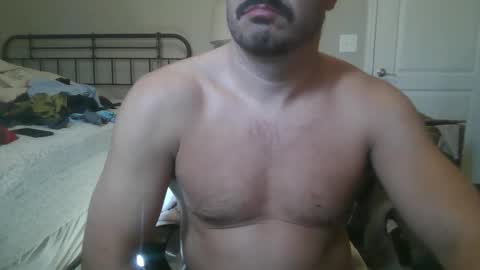 Snapshot of etim33 chatting on October 23, 6:00 pm etim33 online show from October 23, 6:00 pm