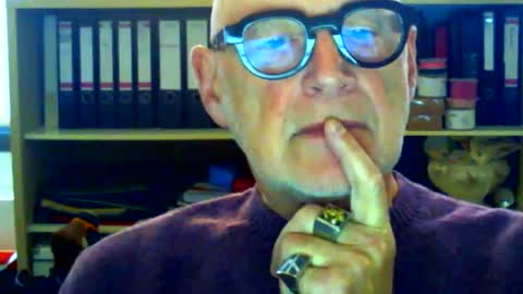 etonne online show from November 15, 9:55 am