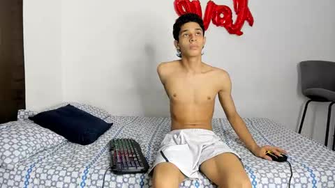 Evans collins24 online show from October 7, 11:42 pm