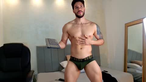 E V A N S online show from March 9, 2:05 am