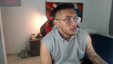   online show from February 3, 1:14 am