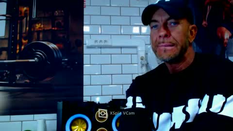 fabxxxl online show from February 12, 9:10 am