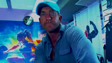 fabxxxl online show from October 17, 1:59 pm