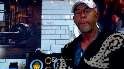 fabxxxl online show from December 10, 9:01 am