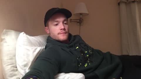 Travis online show from January 5, 2:06 am